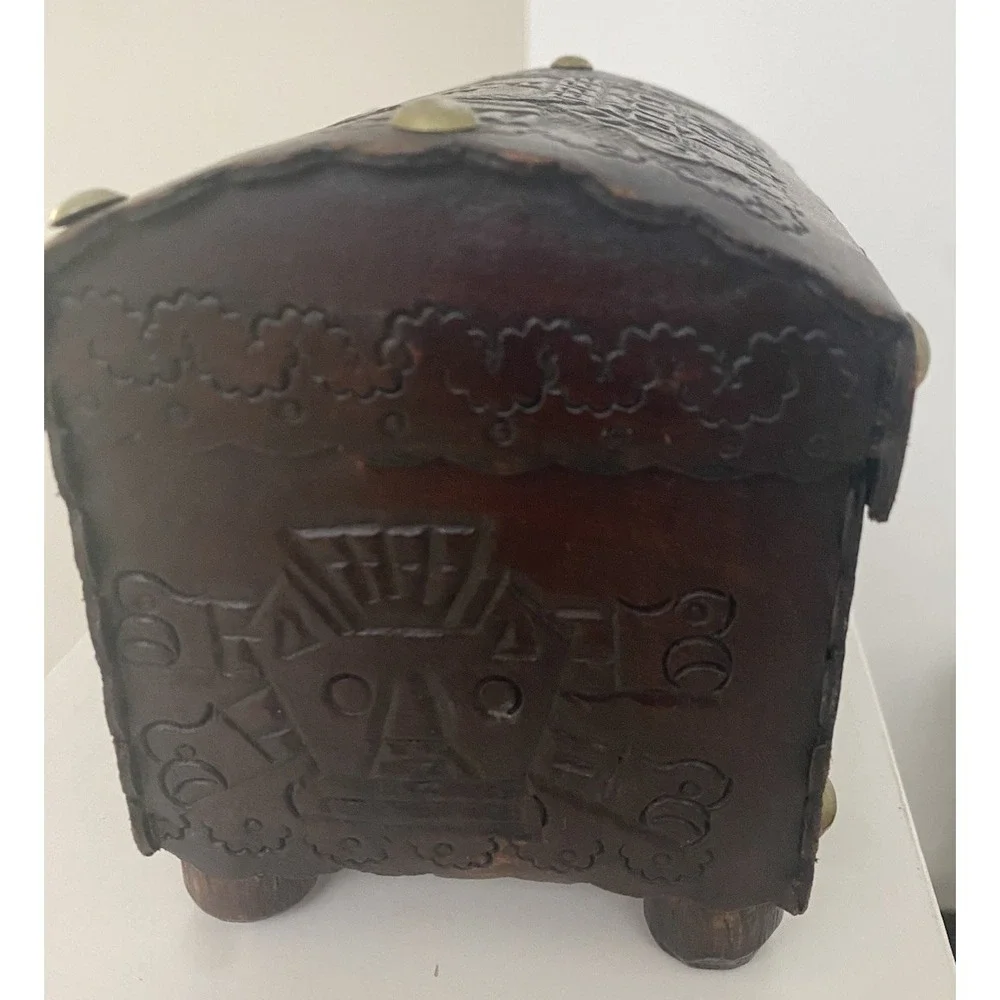 Vintage Peruvian Leather Embossed Folk Art Jewelry Box